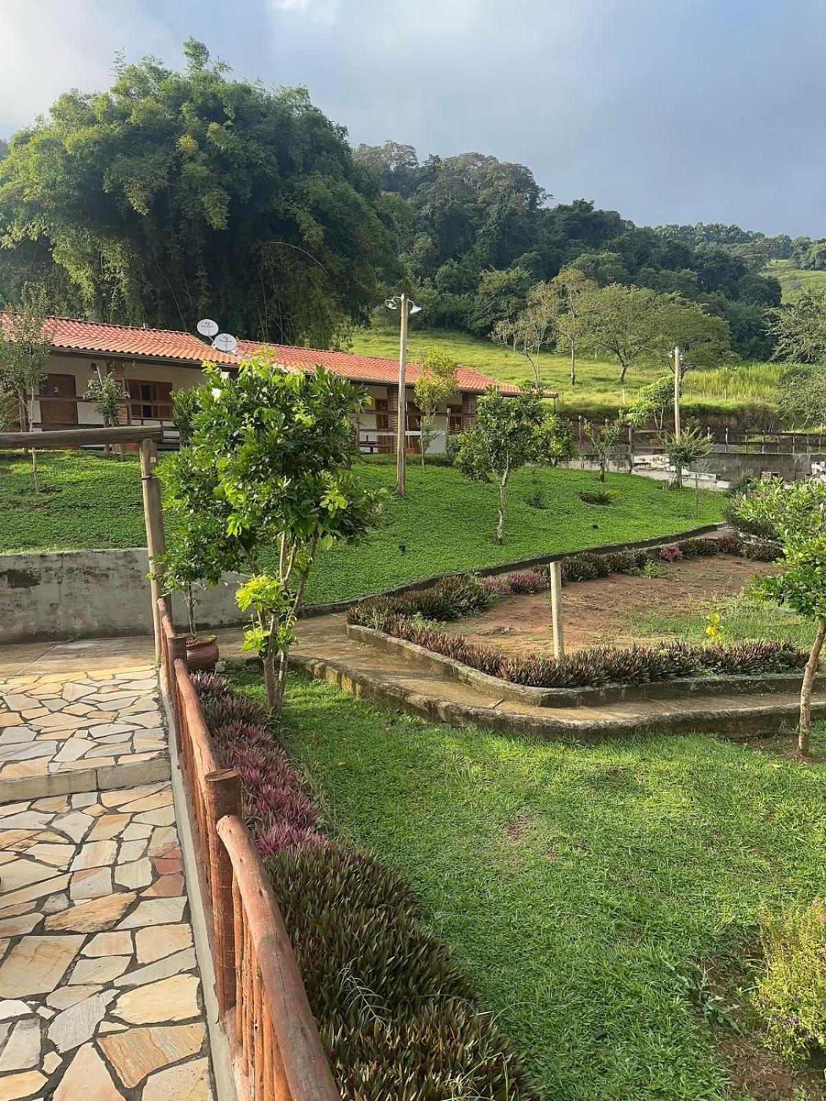Pousada Agua Limpa Virgínia Kültér fotó